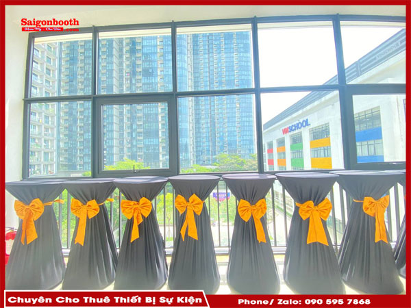 Dịch Vụ Cho Thuê Bàn Cocktail Giá Rẻ Tại Bình Dương Là Giải Pháp Tiết Kiệm Chi Phí Cho Các Sự Kiện Như Tiệc Cưới, Hội Nghị Hay Lễ Khai Trương. Với Thiết Kế Hiện Đại, Dễ Dàng Lắp Đặt Và Di Chuyển, Dịch Vụ Này Mang Lại Không Gian Sang Trọng, Tiện Nghi Cho Mọi Loại Sự Kiện.