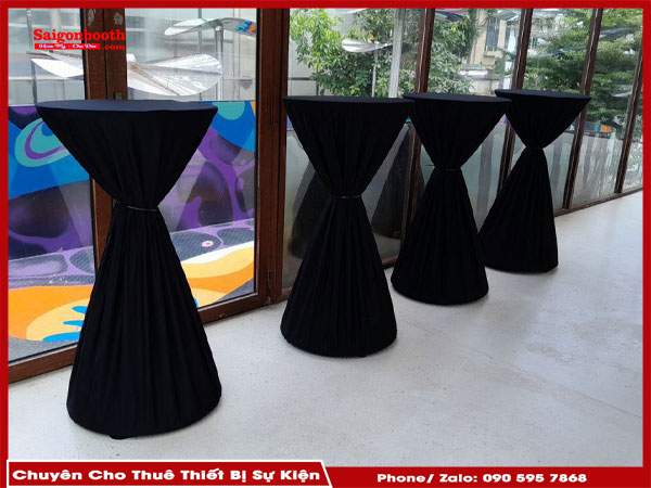Dịch Vụ Cho Thuê Bàn Cocktail Giá Rẻ Tại Bình Dương Là Giải Pháp Tiết Kiệm Chi Phí Cho Các Sự Kiện Như Tiệc Cưới, Hội Nghị Hay Lễ Khai Trương. Với Thiết Kế Hiện Đại, Dễ Dàng Lắp Đặt Và Di Chuyển, Dịch Vụ Này Mang Lại Không Gian Sang Trọng, Tiện Nghi Cho Mọi Loại Sự Kiện.