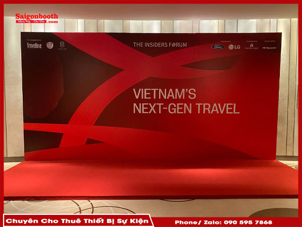 Dịch Vụ Cho Thuê Khung Backdrop Di Động Của Saigonbooth Mang Đến Giải Pháp Tiết Kiệm Chi Phí Và Linh Hoạt Cho Mọi Sự Kiện. Khung Backdrop Dễ Dàng Di Chuyển, Lắp Đặt Nhanh Chóng Và Phù Hợp Với Nhiều Loại Sự Kiện. Saigonbooth Cung Cấp Dịch Vụ Hỗ Trợ Báo Giá, Lắp Đặt Chuyên Nghiệp.