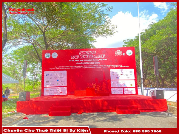 Dịch Vụ Cho Thuê Khung Backdrop Ngoài Trời Của Saigonbooth Giúp Tiết Kiệm Chi Phí Tổ Chức Sự Kiện Ngoài Trời, Với Khung Backdrop Bền Đẹp, Linh Hoạt Và Dễ Dàng Tùy Chỉnh. Saigonbooth Cung Cấp Dịch Vụ Lắp Đặt Chuyên Nghiệp, Hỗ Trợ Vận Chuyển Và Báo Giá Nhanh Chóng, Đảm Bảo Sự Kiện Của Bạn Thành Công.