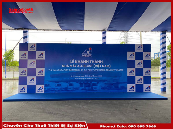 Dịch Vụ Cho Thuê Khung Backdrop Ngoài Trời Của Saigonbooth Giúp Tiết Kiệm Chi Phí Tổ Chức Sự Kiện Ngoài Trời, Với Khung Backdrop Bền Đẹp, Linh Hoạt Và Dễ Dàng Tùy Chỉnh. Saigonbooth Cung Cấp Dịch Vụ Lắp Đặt Chuyên Nghiệp, Hỗ Trợ Vận Chuyển Và Báo Giá Nhanh Chóng, Đảm Bảo Sự Kiện Của Bạn Thành Công.