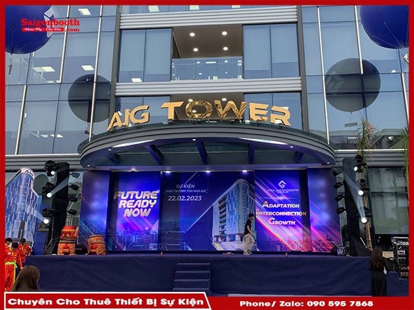 Dịch Vụ Cho Thuê Sân Khấu Lắp Ghép Theo Yêu Cầu Của Saigonbooth Mang Đến Giải Pháp Linh Hoạt, Tiết Kiệm Cho Mọi Sự Kiện. Với Khả Năng Tùy Chỉnh Thiết Kế, Thi Công Nhanh Chóng, Dịch Vụ Này Phù Hợp Với Nhiều Loại Hình Sự Kiện, Đảm Bảo Thẩm Mỹ, Kỹ Thuật Và An Toàn.