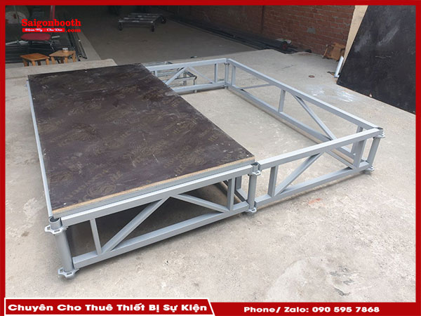 Cho Thuê Bục Sân Khấu Giá Rẻ 8